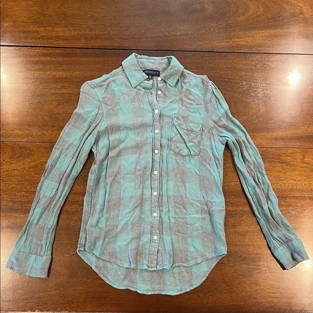 Aeropostale Flannel Size Small